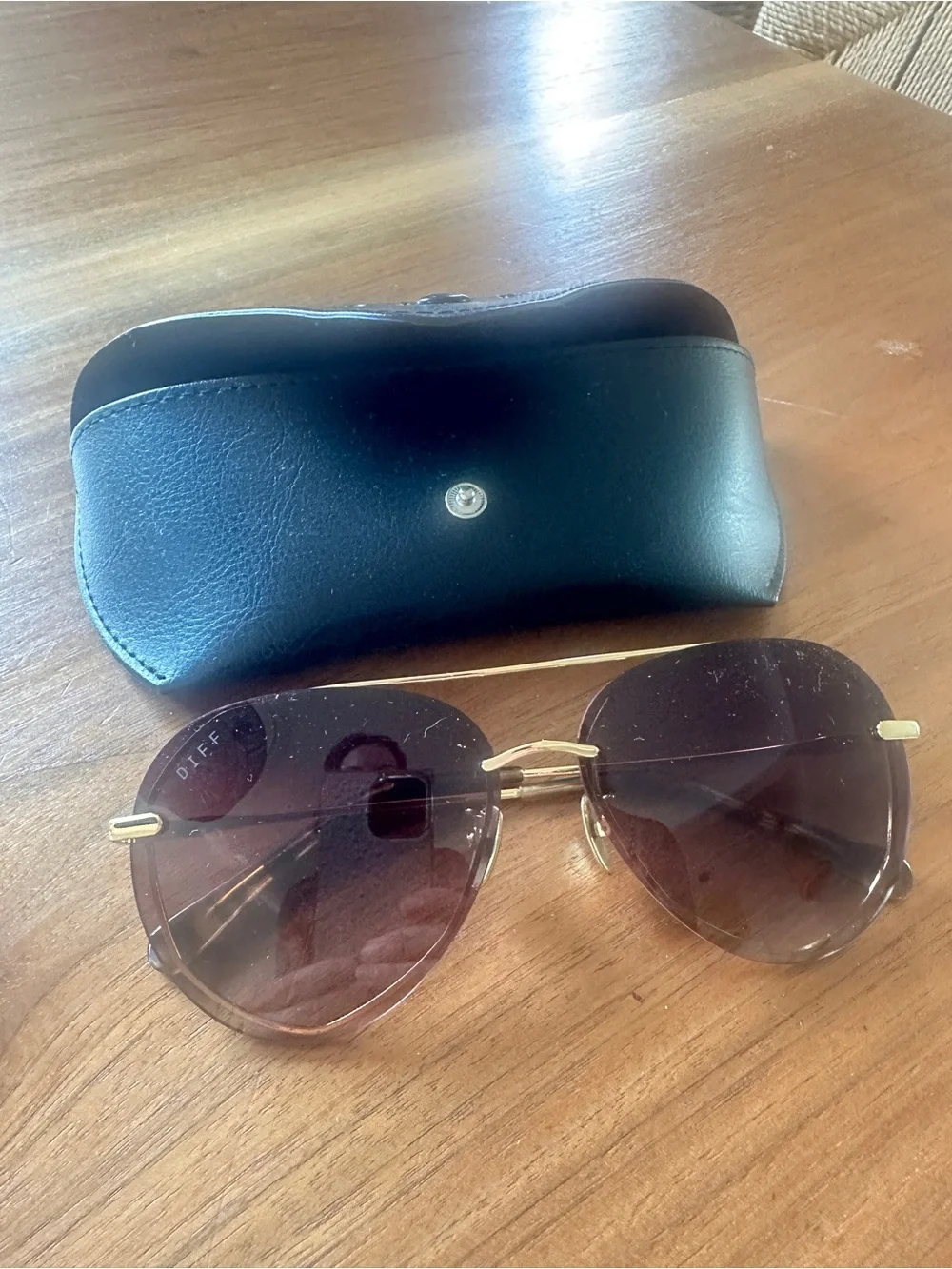 Diff Eyewear Women's Sunglasses Gold Frame with Brown Gradient Lenses